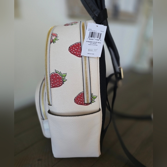 NWT Coach Court Backpack In Signature Canvas Strawberry Print - Picture 9 of 16